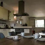 Casa Aida - *